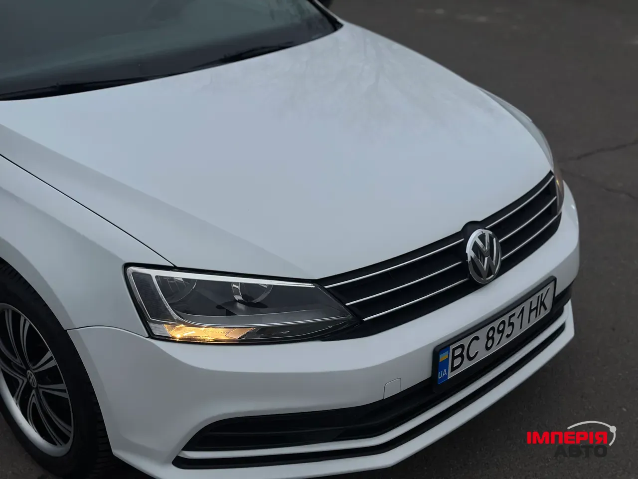 Volkswagen Jetta - фото 5