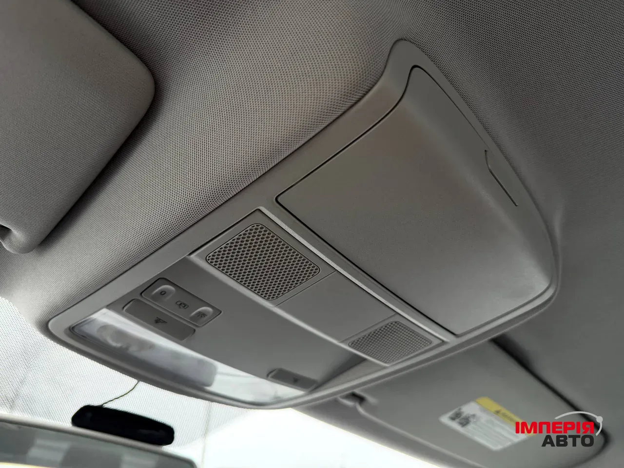 Volkswagen Jetta - фото 38