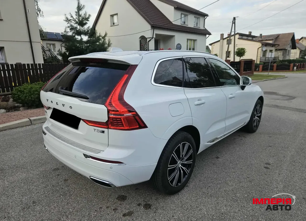 Volvo XC60 - фото 5