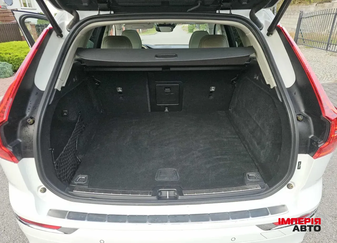 Volvo XC60 - фото 15