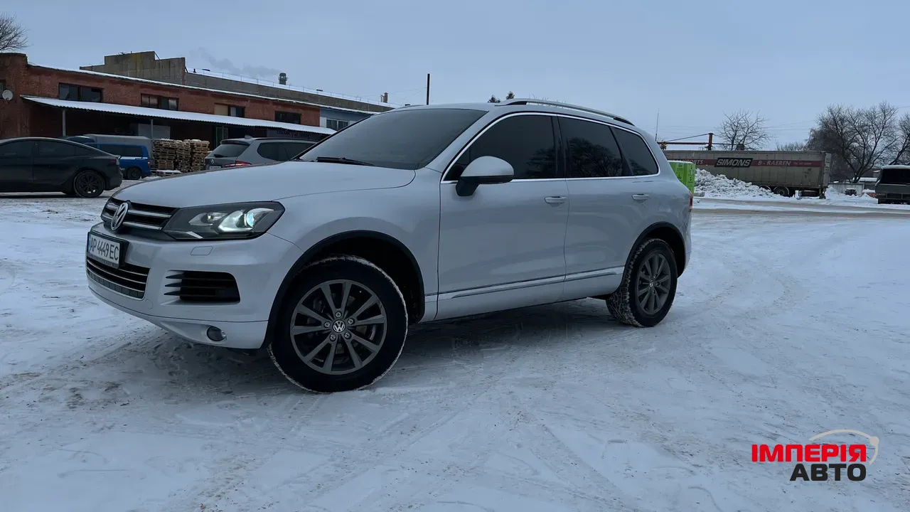 Volkswagen Touareg - фото 3