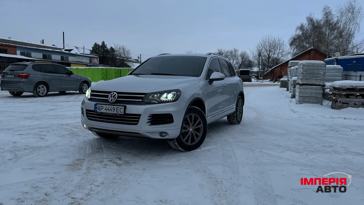 Volkswagen Touareg - фото 2