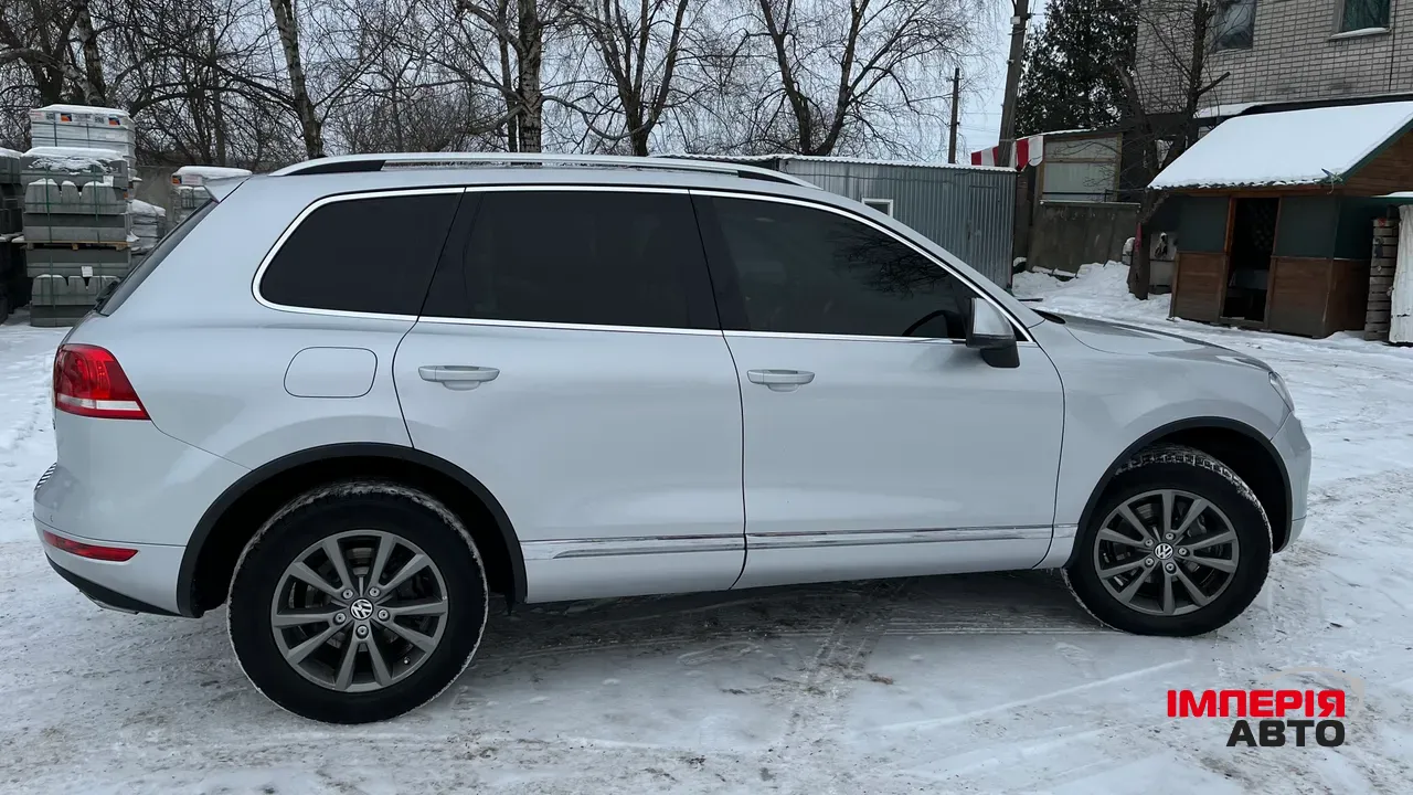Volkswagen Touareg - фото 20