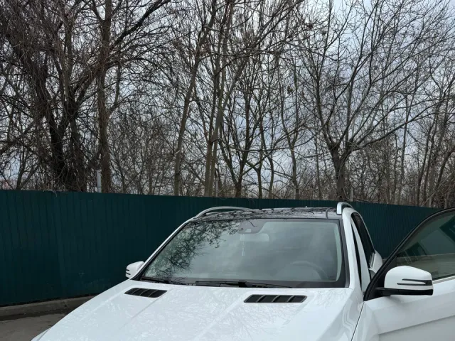 Mercedes-Benz M-Класс - фото 4