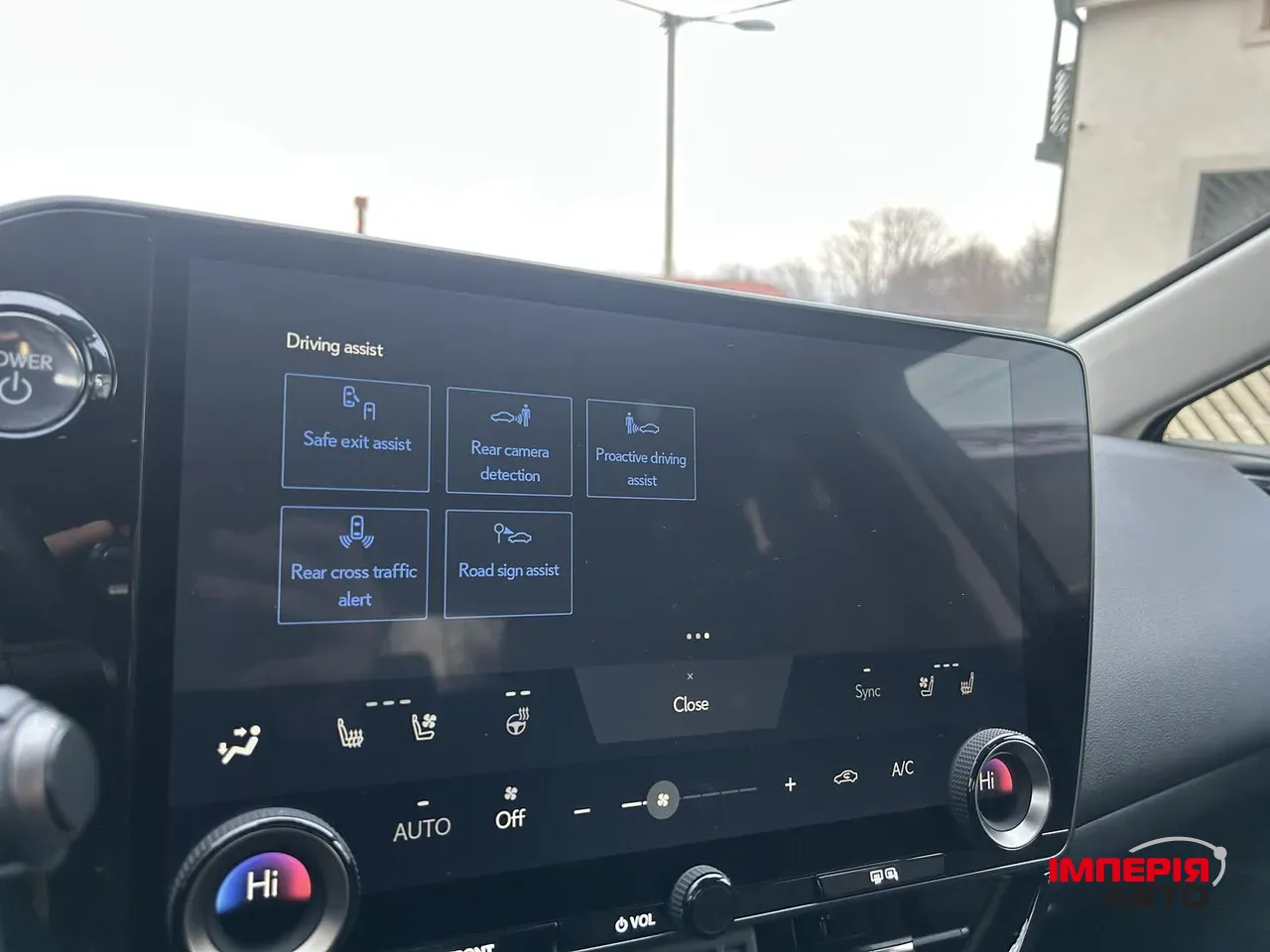 Toyota RAV4 - фото 13