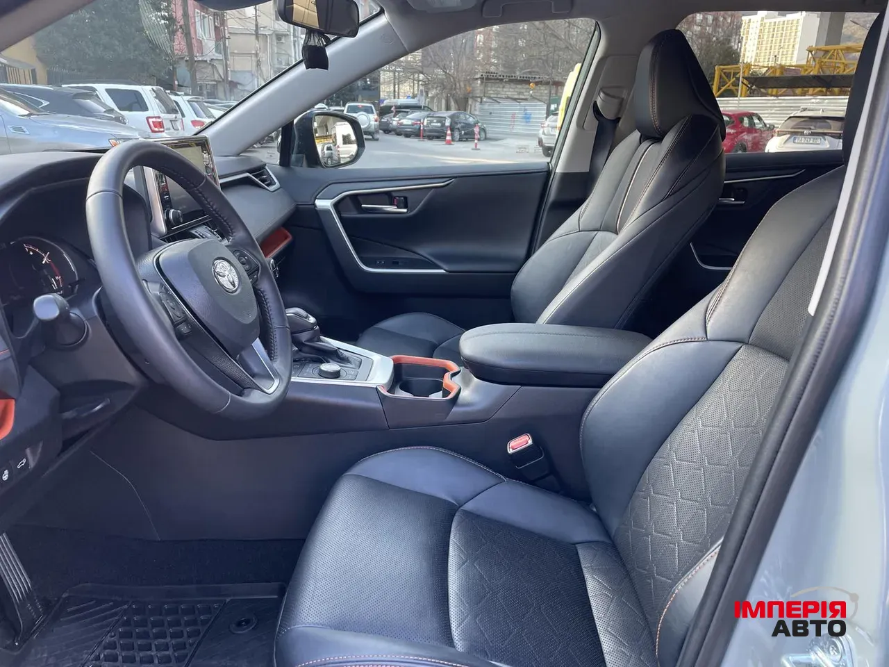 Toyota RAV4 - фото 15