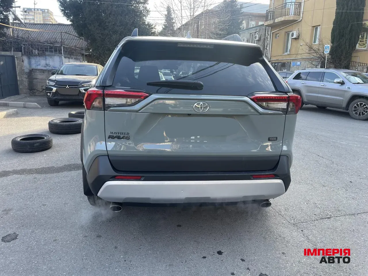 Toyota RAV4 - фото 3