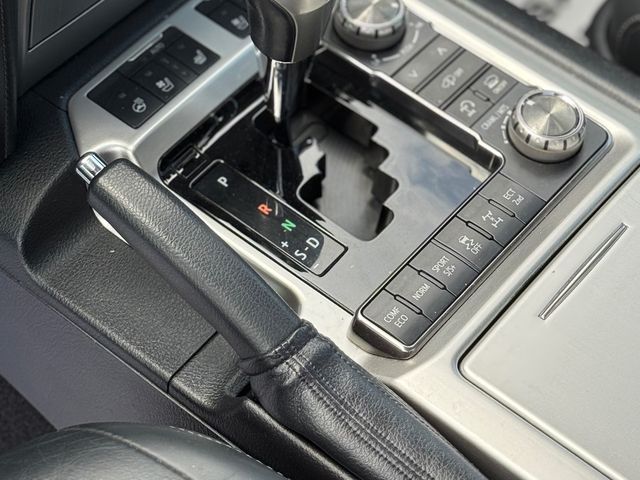 Toyota Land Cruiser - фото 4