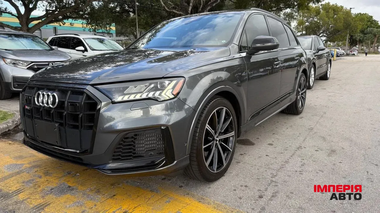 Audi SQ7 - фото 1