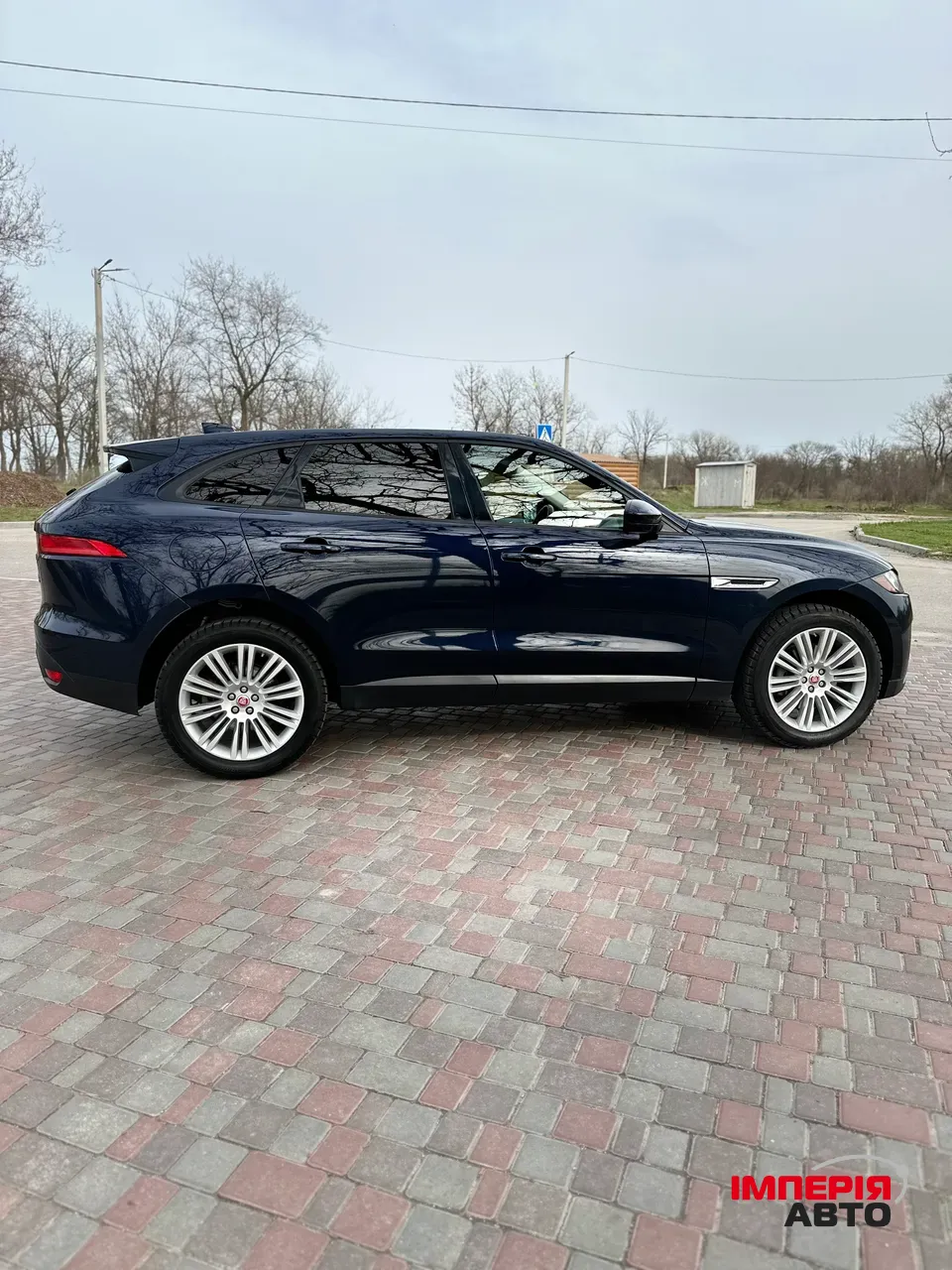 Jaguar F-Pace - фото 8