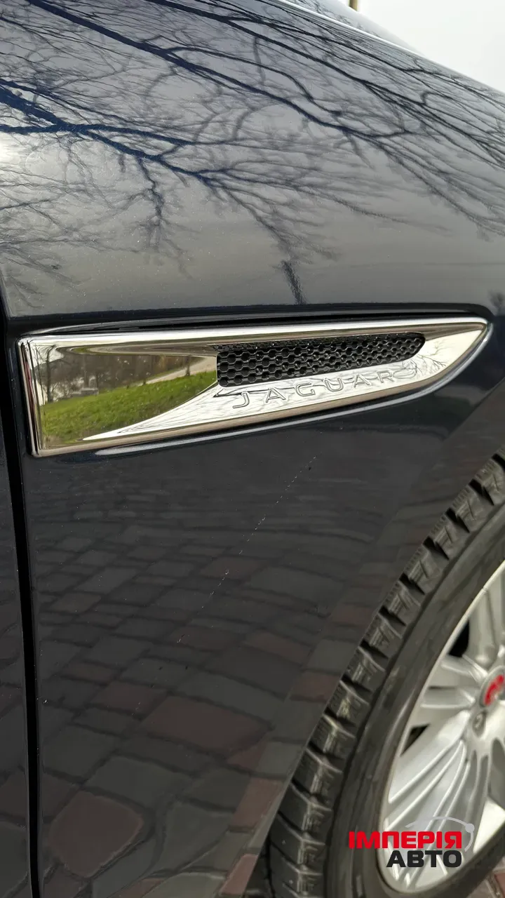 Jaguar F-Pace - фото 15
