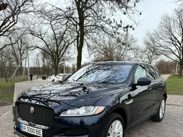 Jaguar F-Pace - фото 3