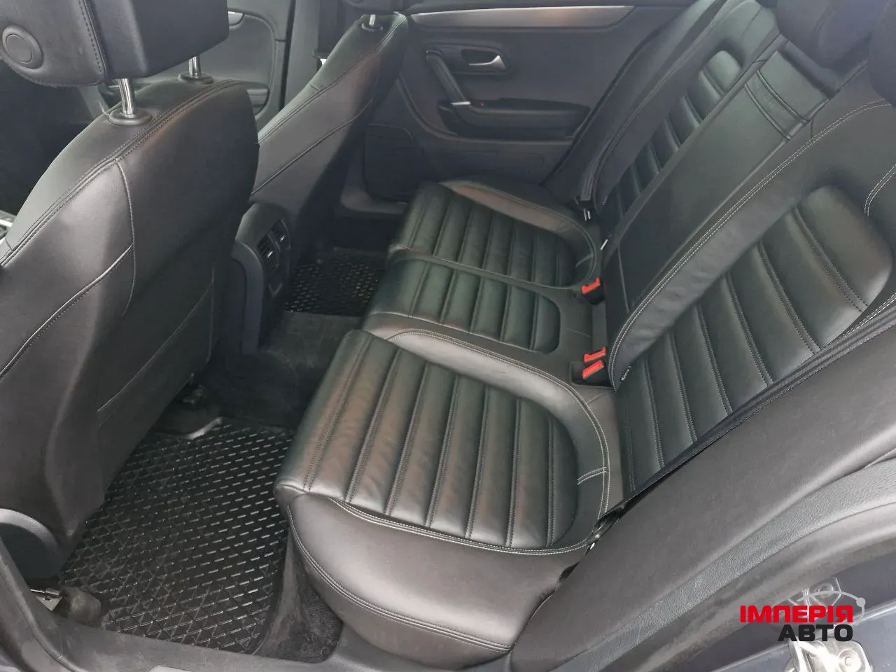 Volkswagen Passat CC - фото 24