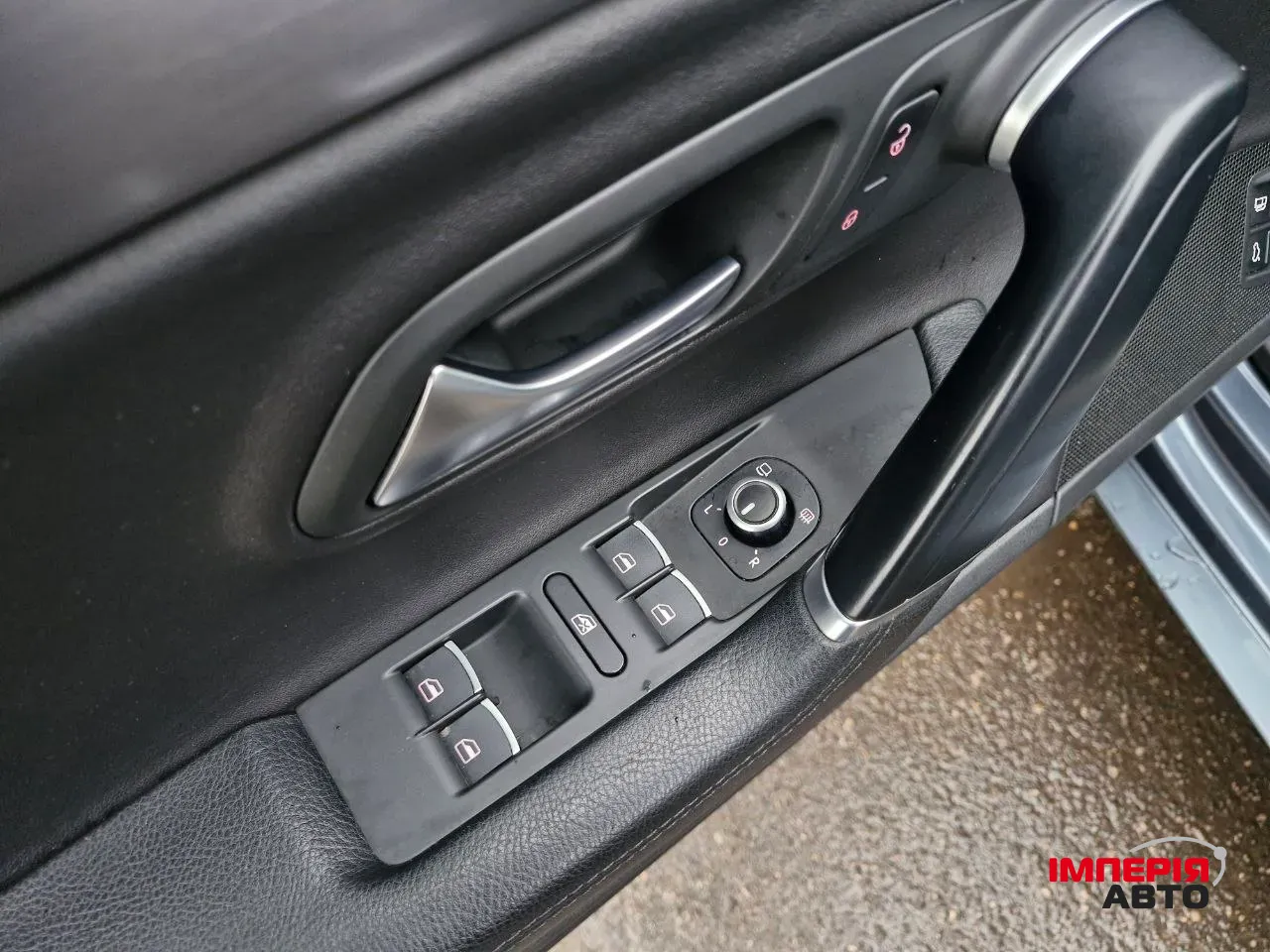 Volkswagen Passat CC - фото 3