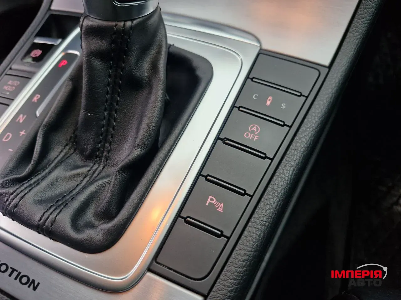 Volkswagen Passat CC - фото 19