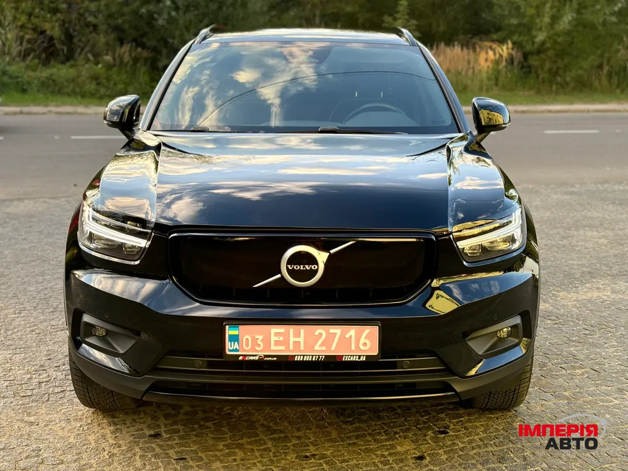 Volvo XC40 - фото 2