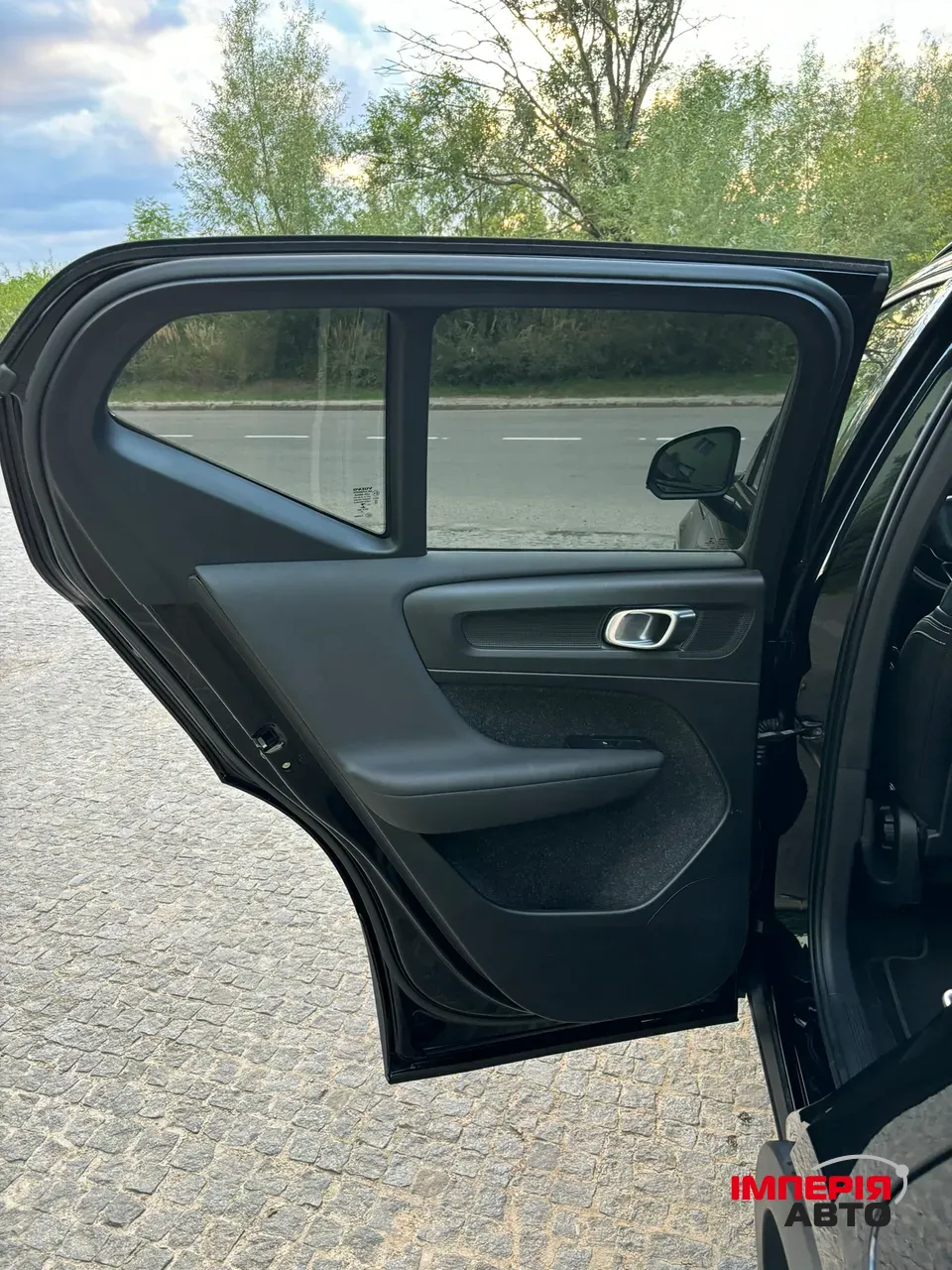 Volvo XC40 - фото 29