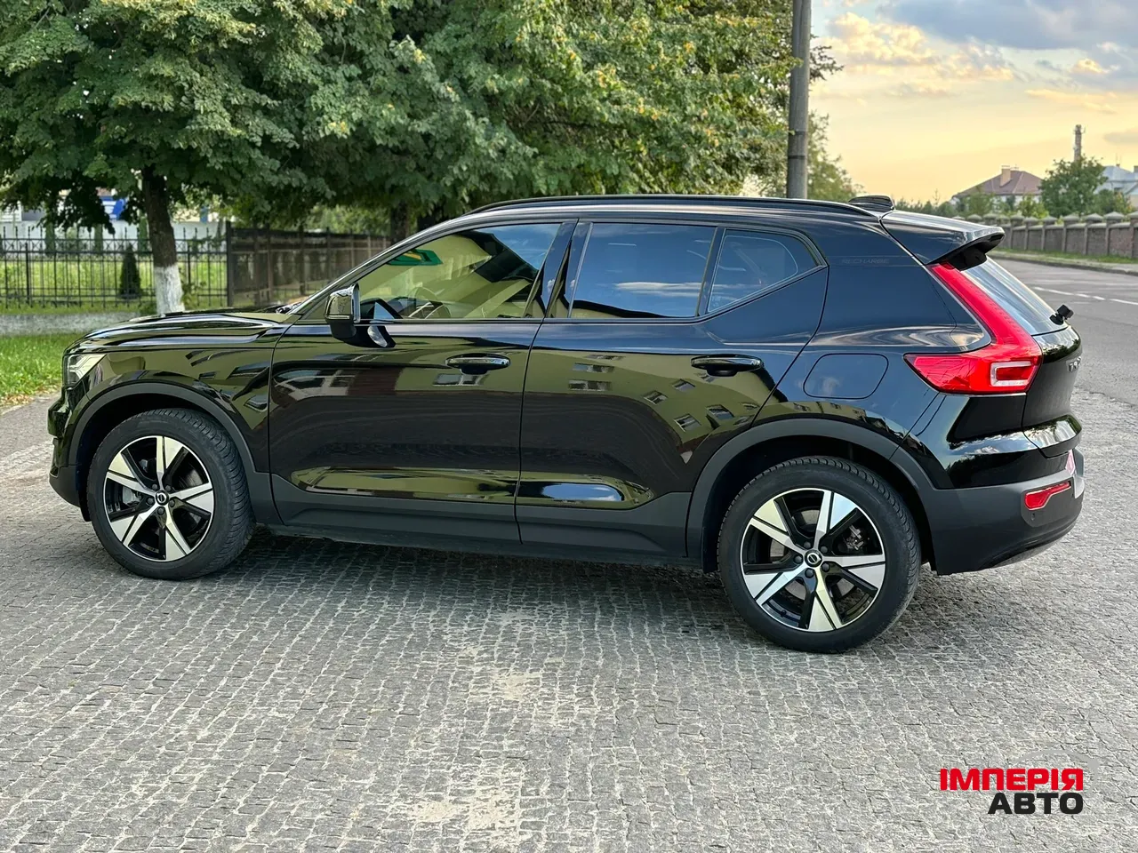 Volvo XC40 - фото 6