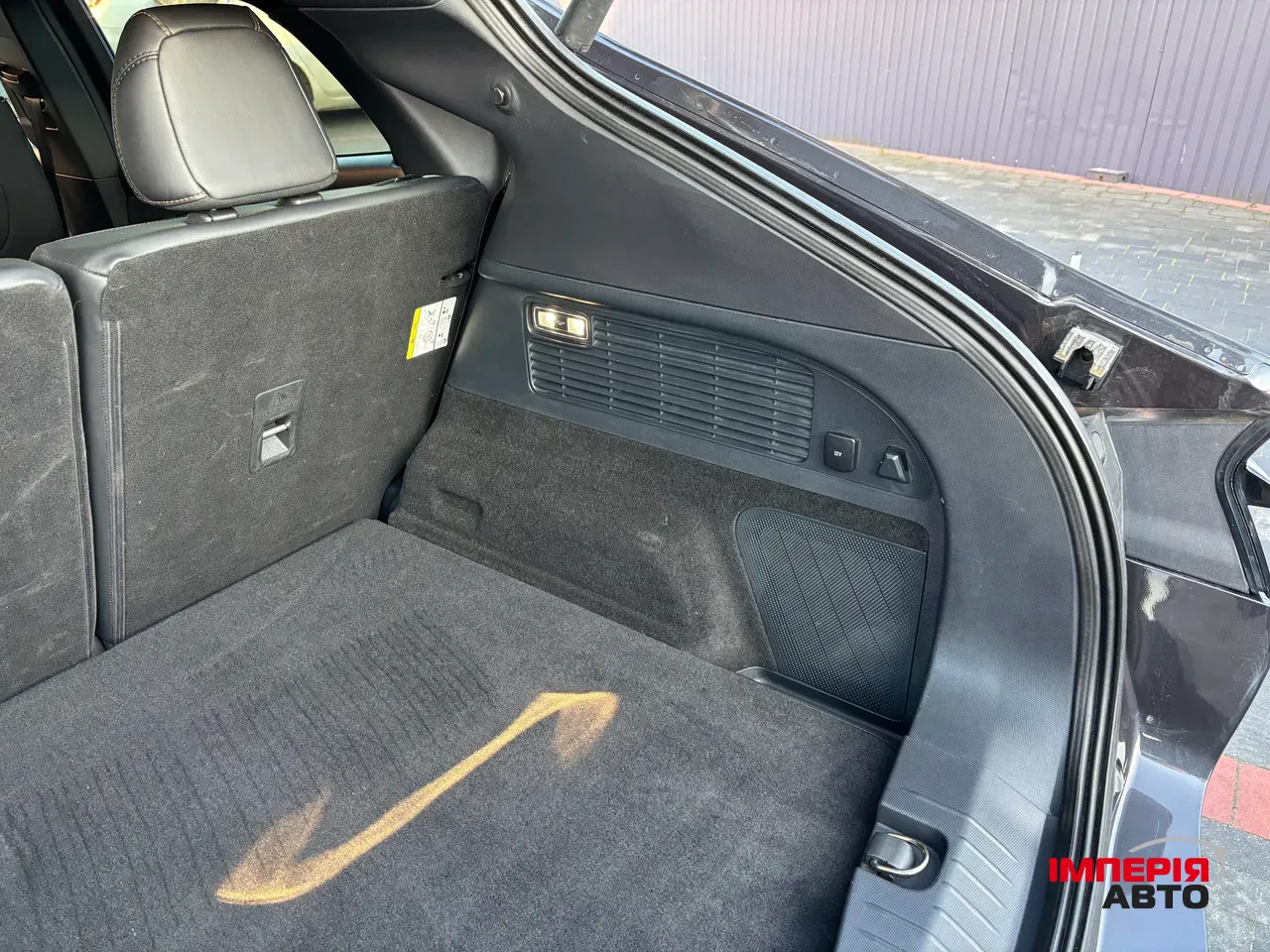 Ford Mustang Mach-E - фото 12