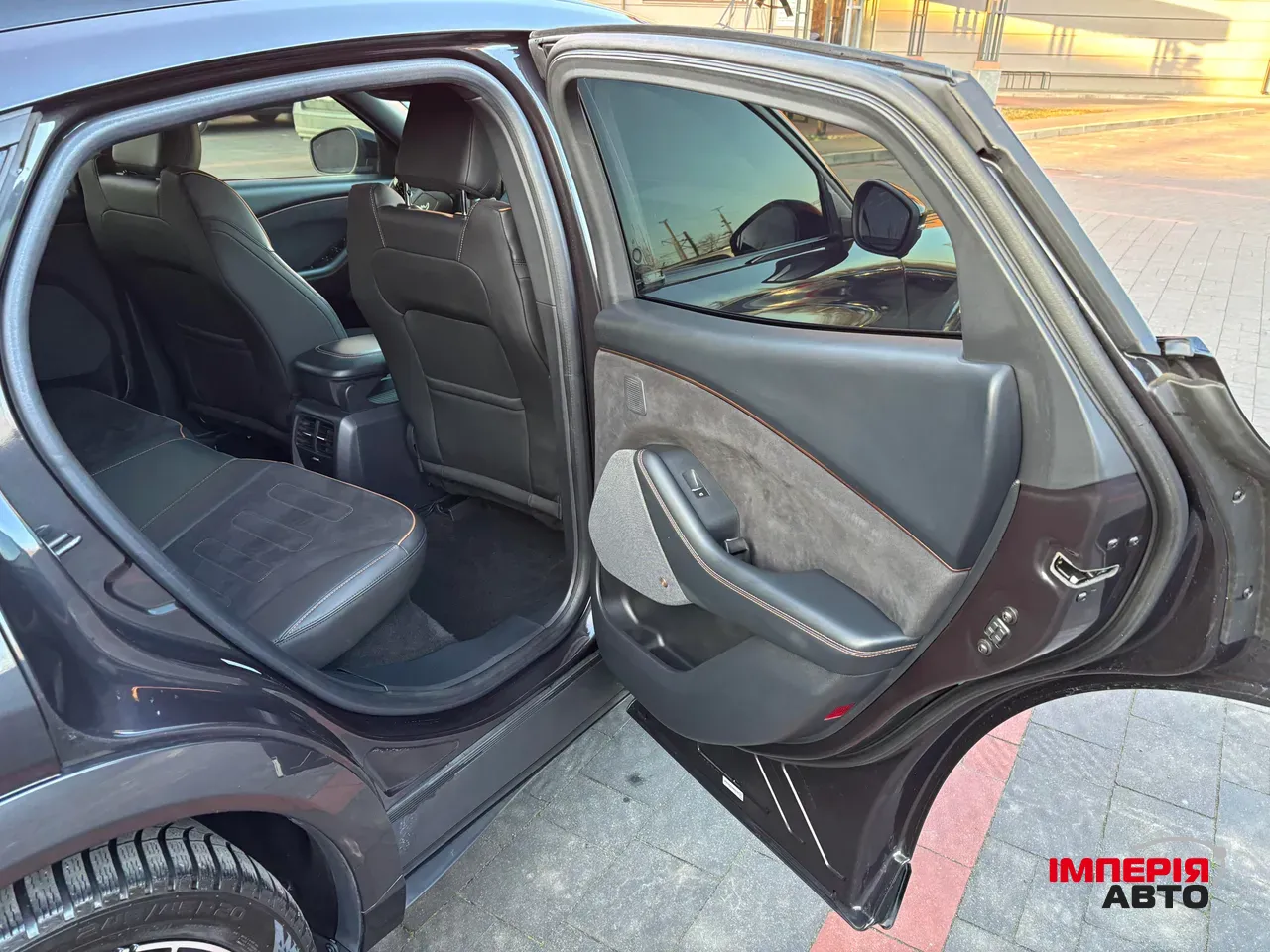 Ford Mustang Mach-E - фото 18