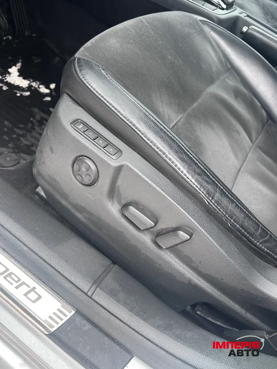 Skoda Superb - фото 17