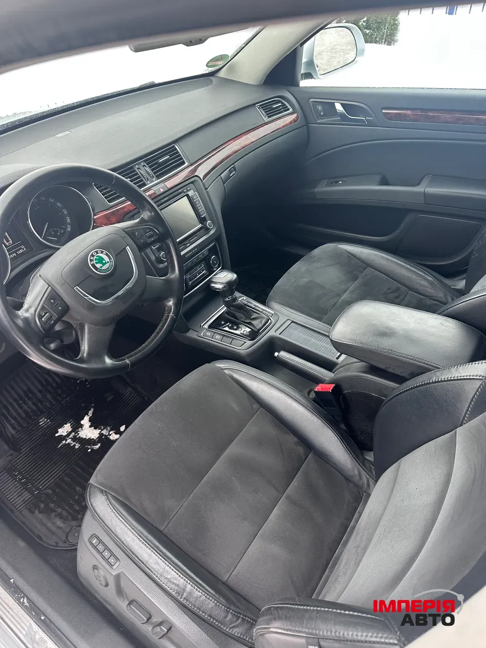 Skoda Superb - фото 16