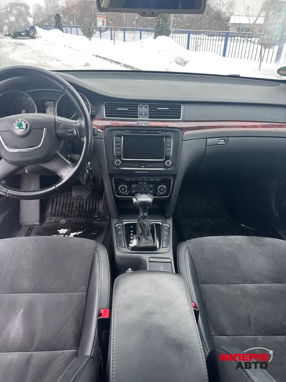 Skoda Superb - фото 15