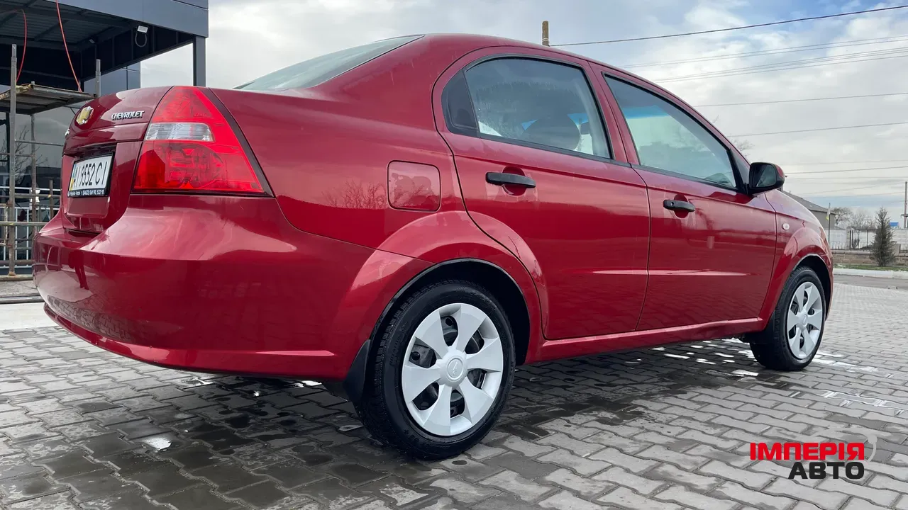 Chevrolet Aveo - фото 3