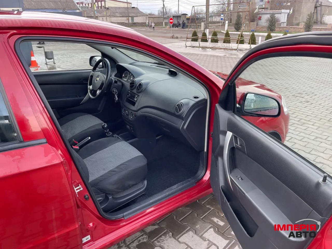 Chevrolet Aveo - фото 12