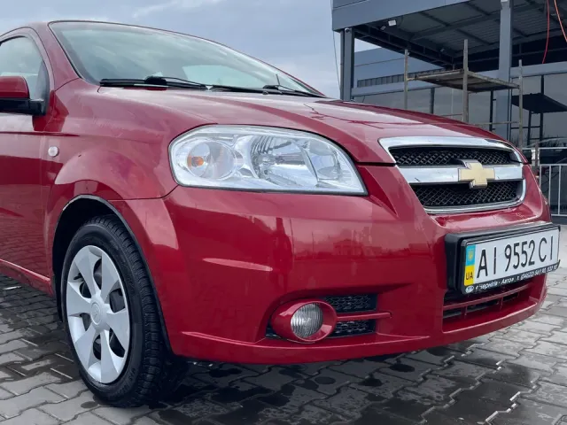 Chevrolet Aveo - фото 1