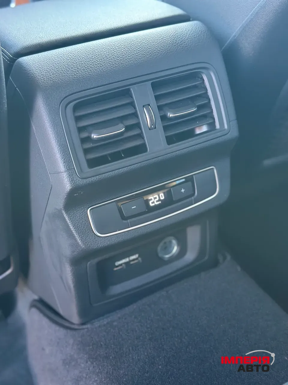 Audi Q5 - фото 32