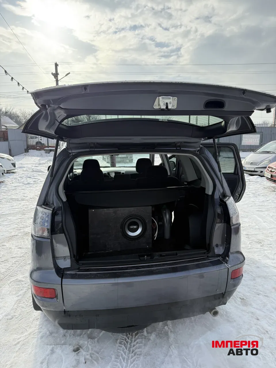 Mitsubishi Outlander - фото 8