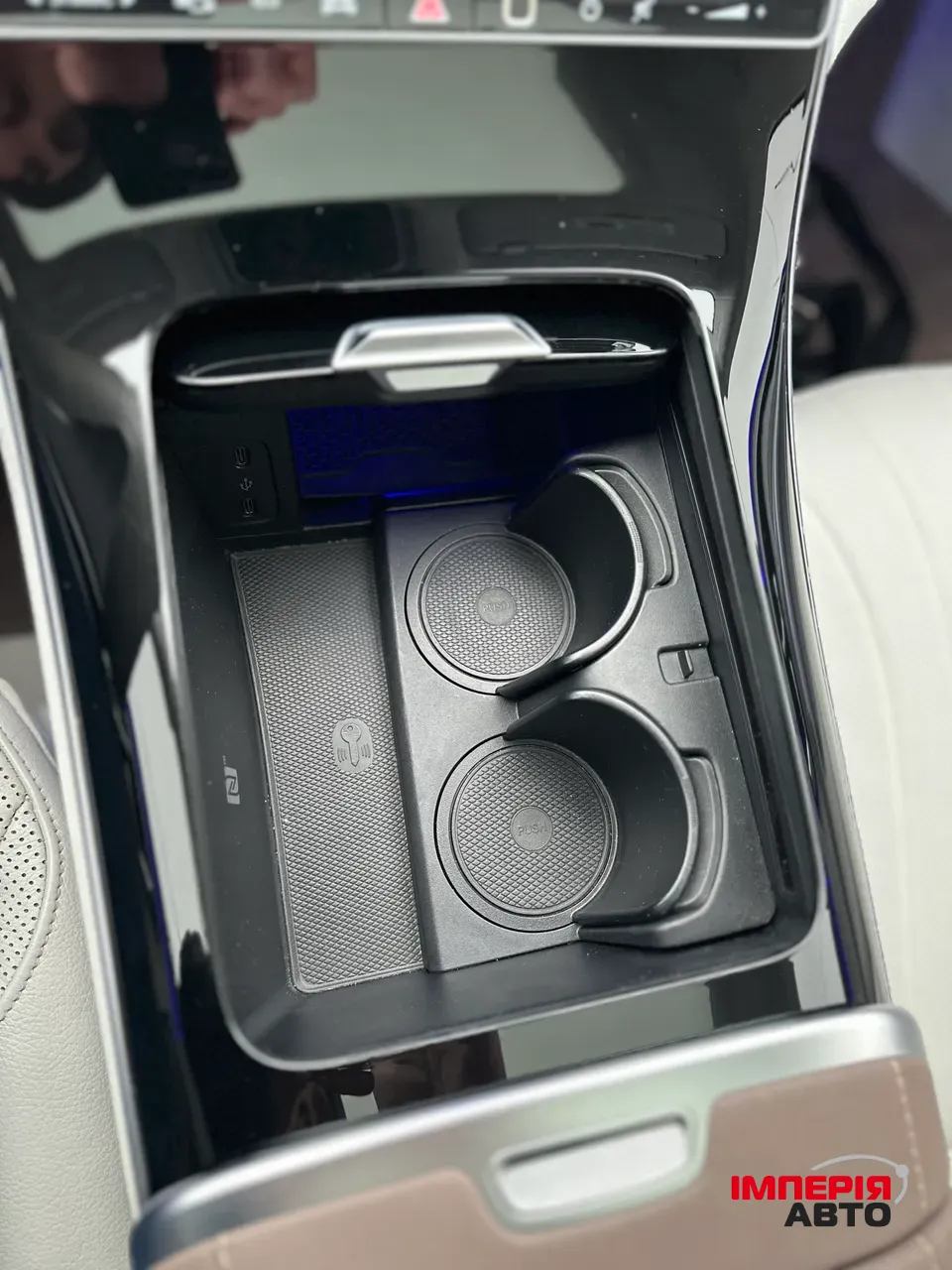 Mercedes-Benz EQS - фото 28