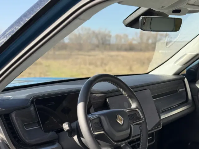 Rivian R1T - фото 5
