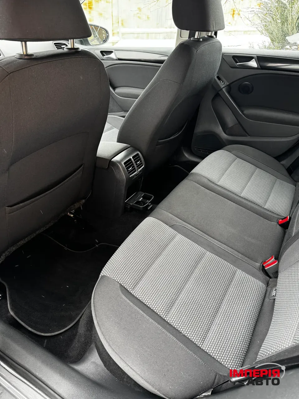 Volkswagen Golf - фото 22