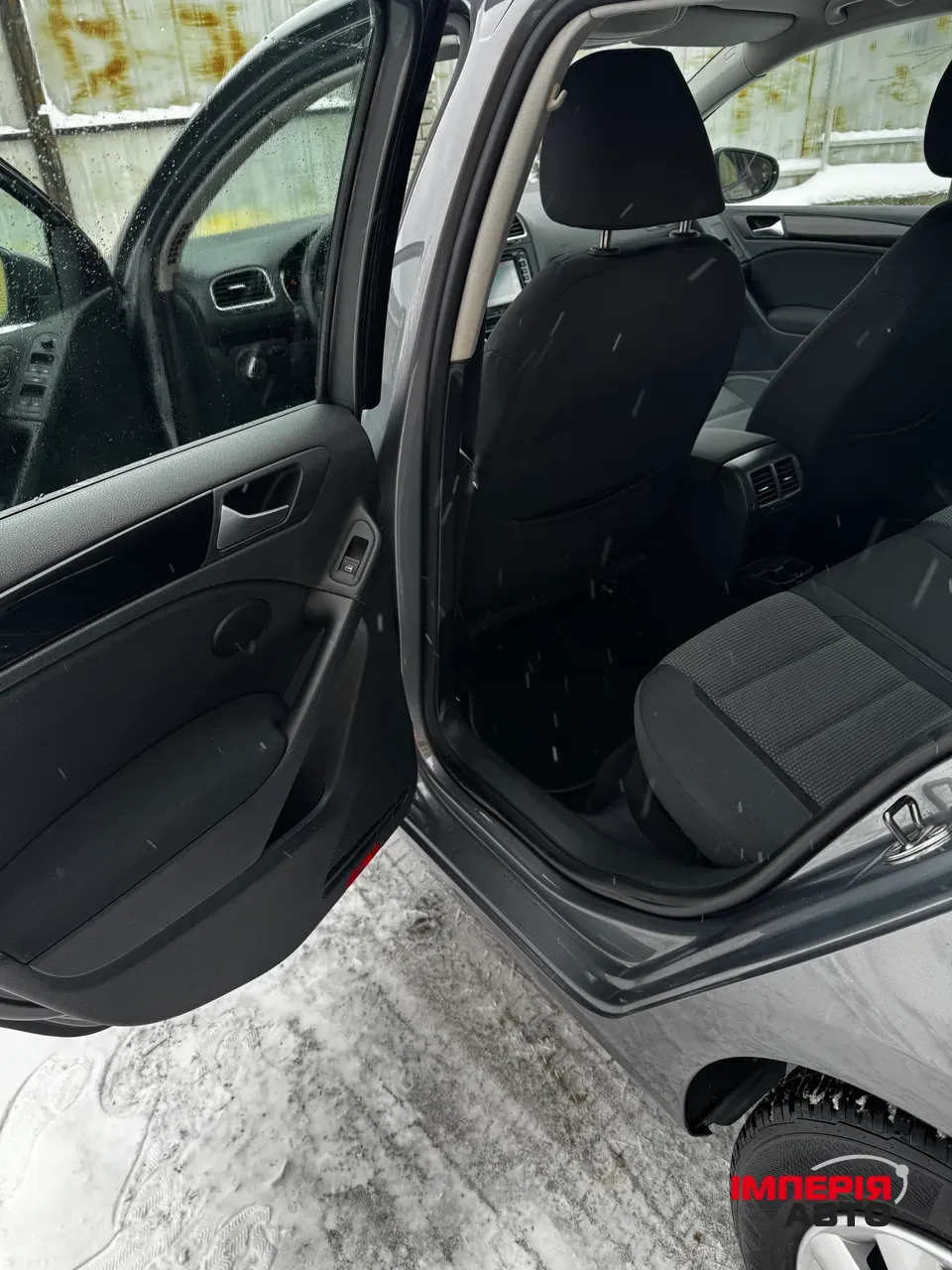 Volkswagen Golf - фото 20