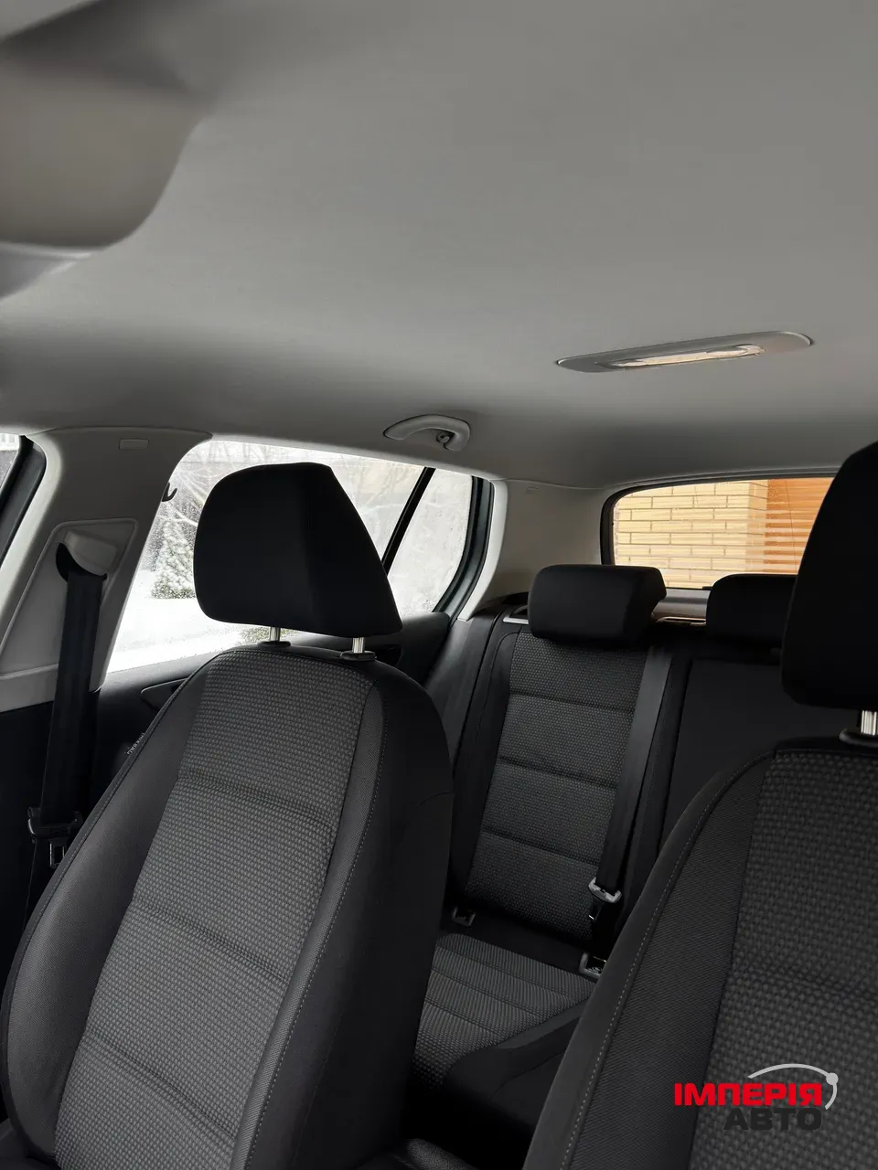 Volkswagen Golf - фото 17