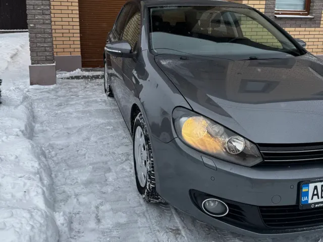 Volkswagen Golf - фото 4