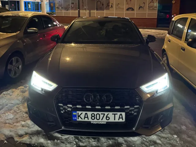 Audi S4 - фото 2