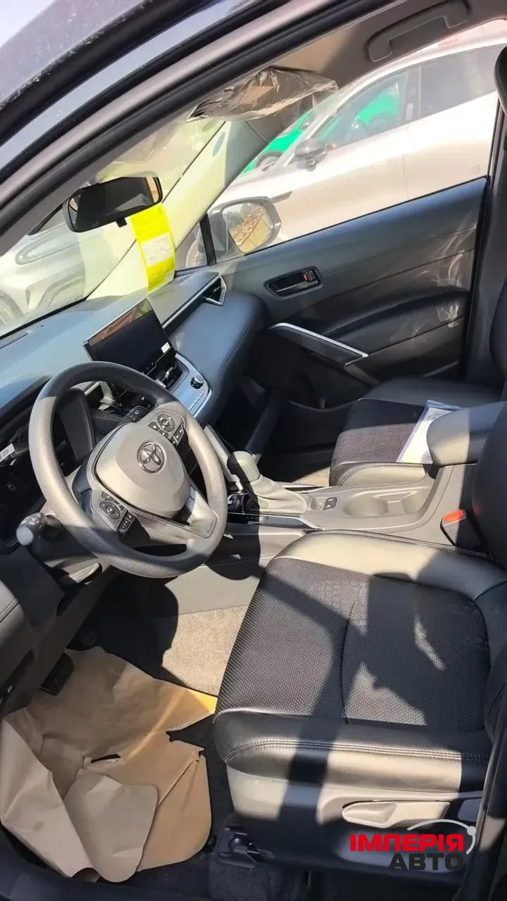 Toyota Corolla Cross - фото 6