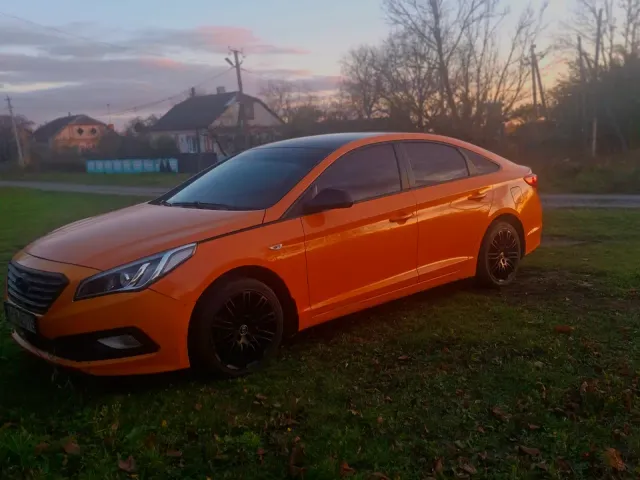 Hyundai Sonata - фото 1