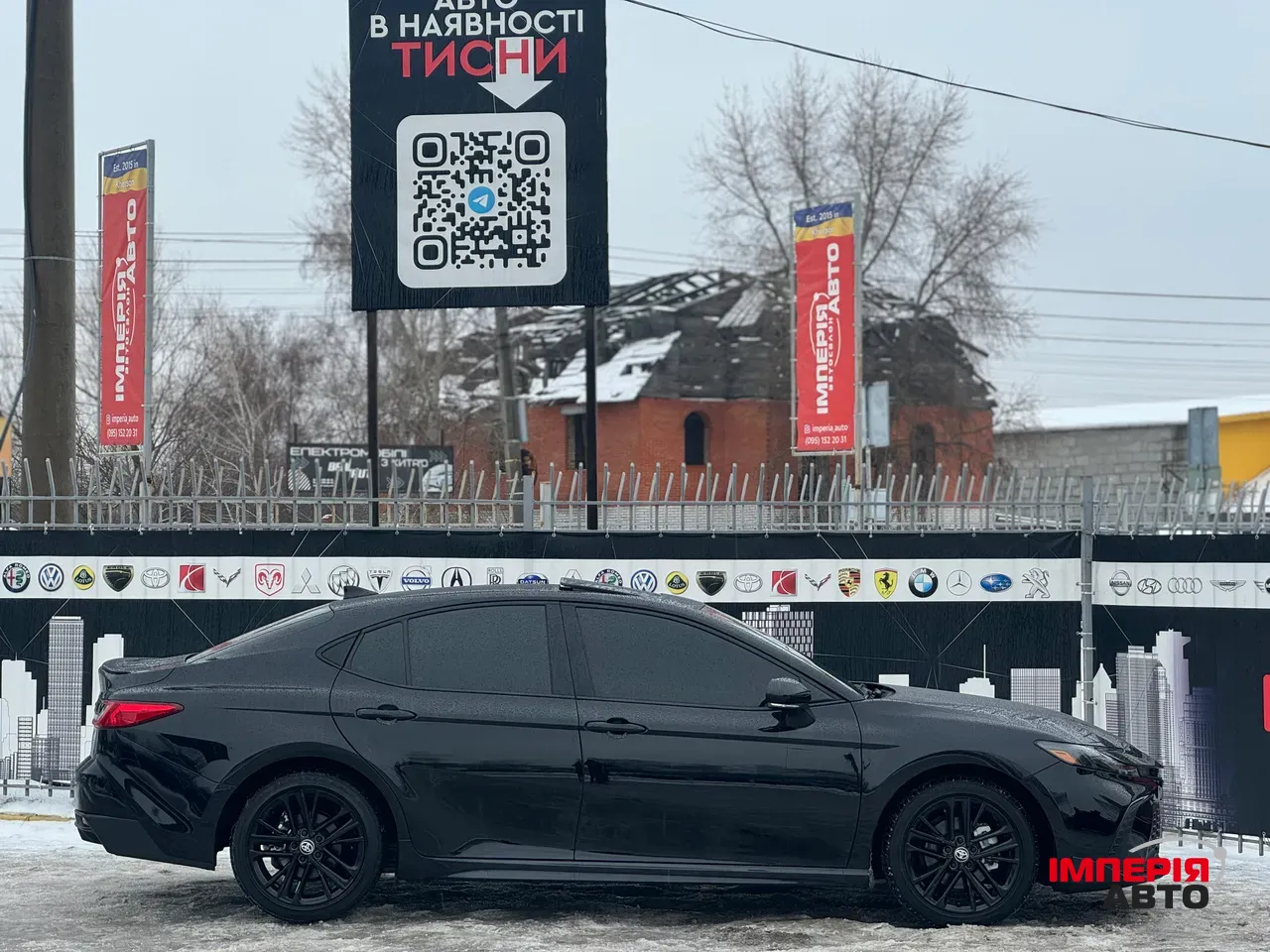 Toyota Camry - фото 4