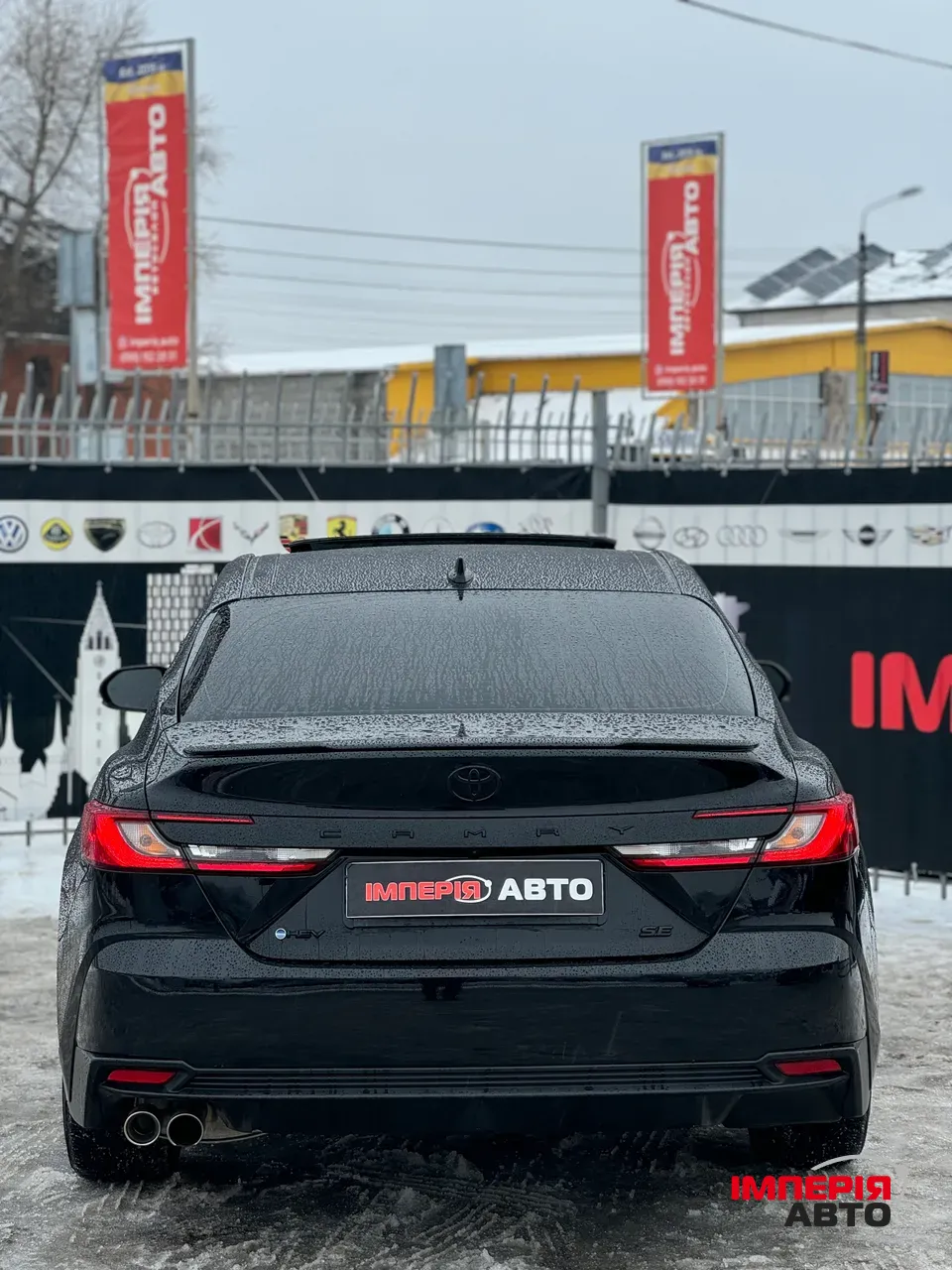 Toyota Camry - фото 6