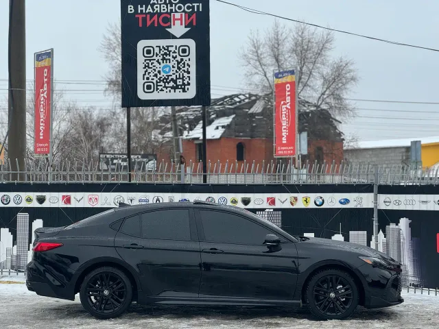 Toyota Camry - фото 4