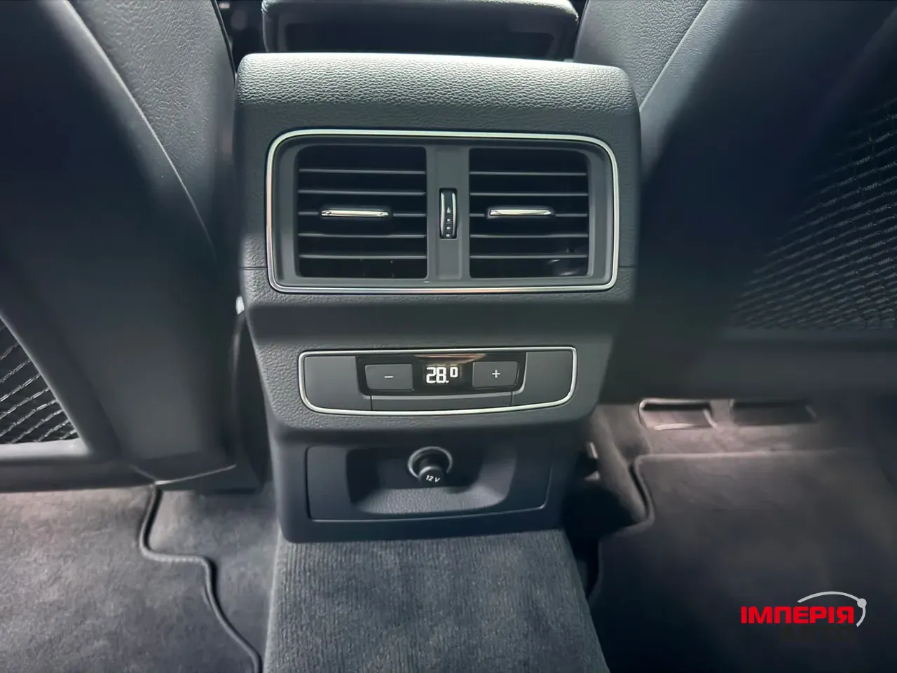 Audi Q5 - фото 18