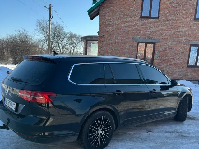 Volkswagen Passat - фото 4