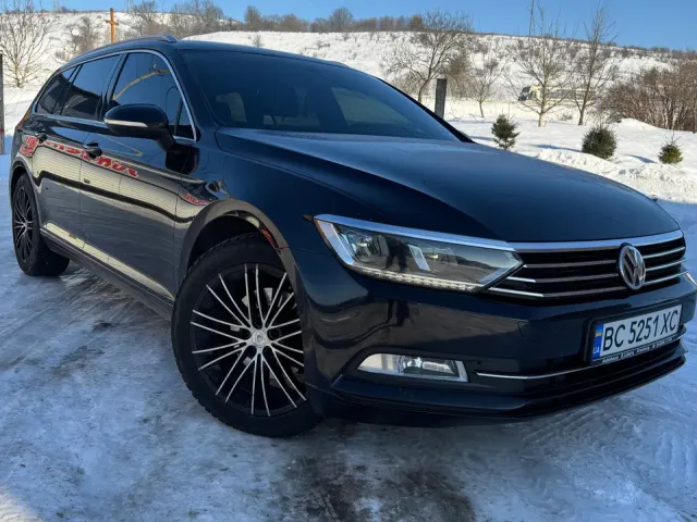 Volkswagen Passat - фото 1