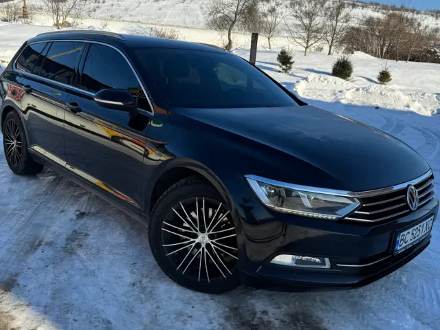 Volkswagen Passat - фото 2