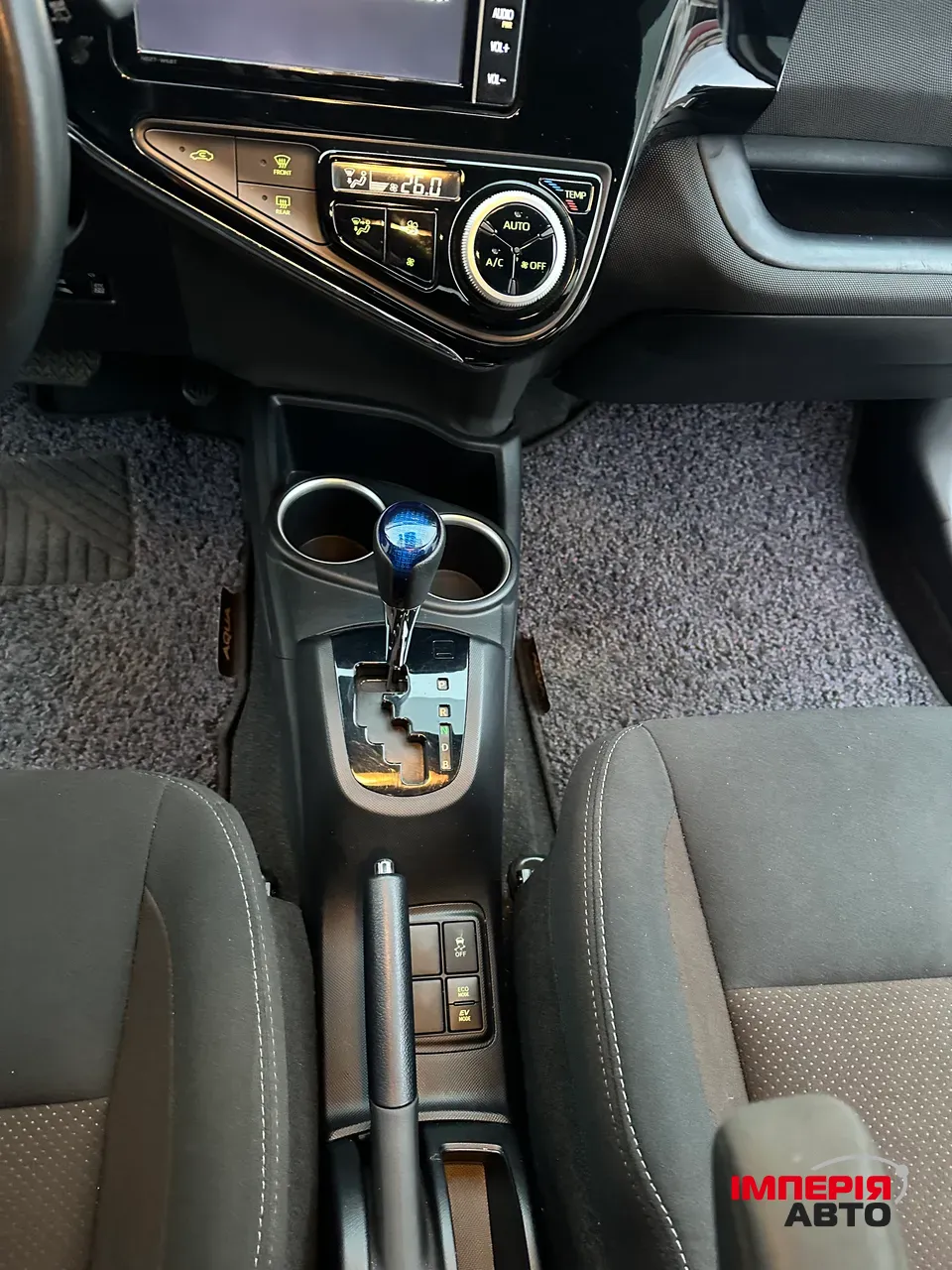 Toyota Aqua - фото 33