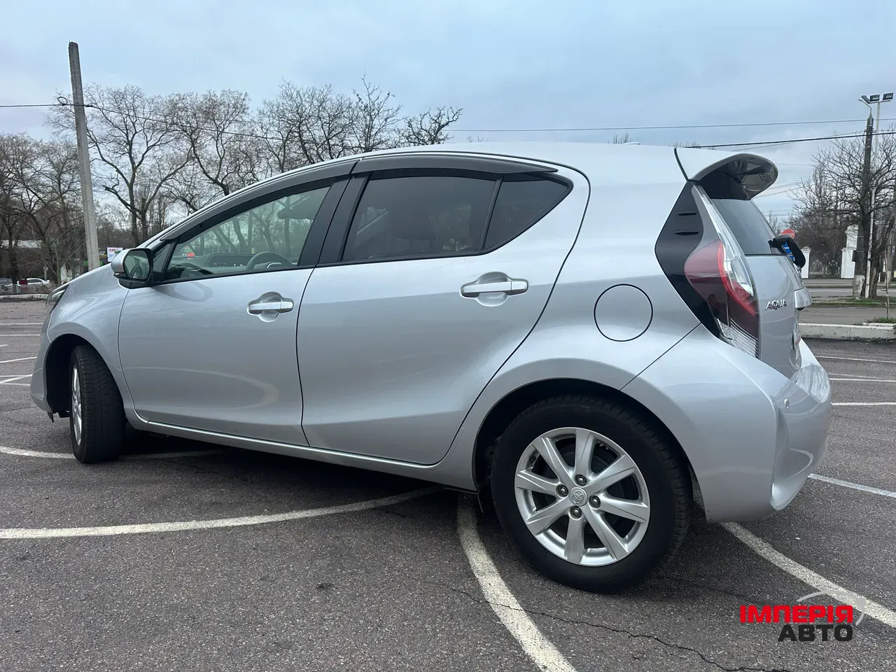 Toyota Aqua - фото 16